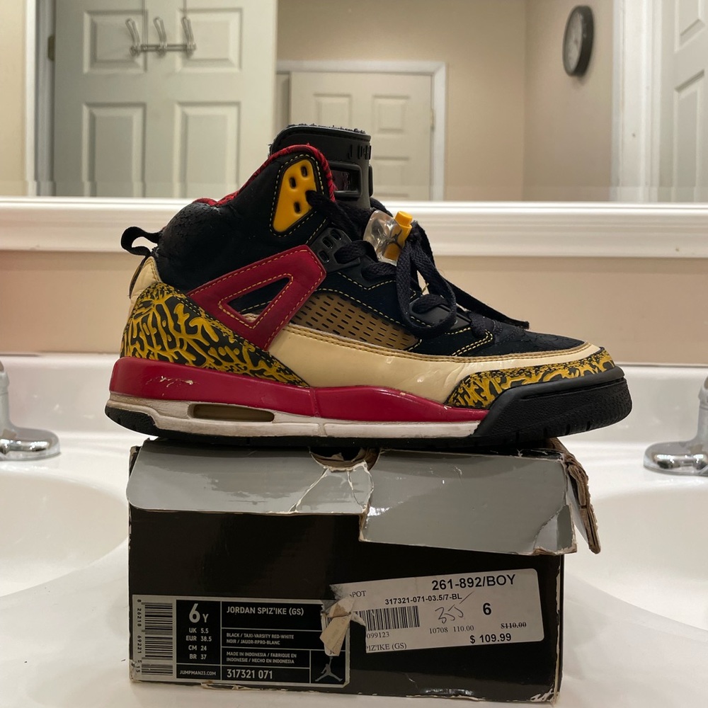 Jordan Spizike Kings County (GS) Size 6Y
